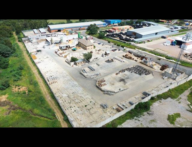 17,061M² INDUSTRIAL YARD FOR SALE IN CHLOORKOP